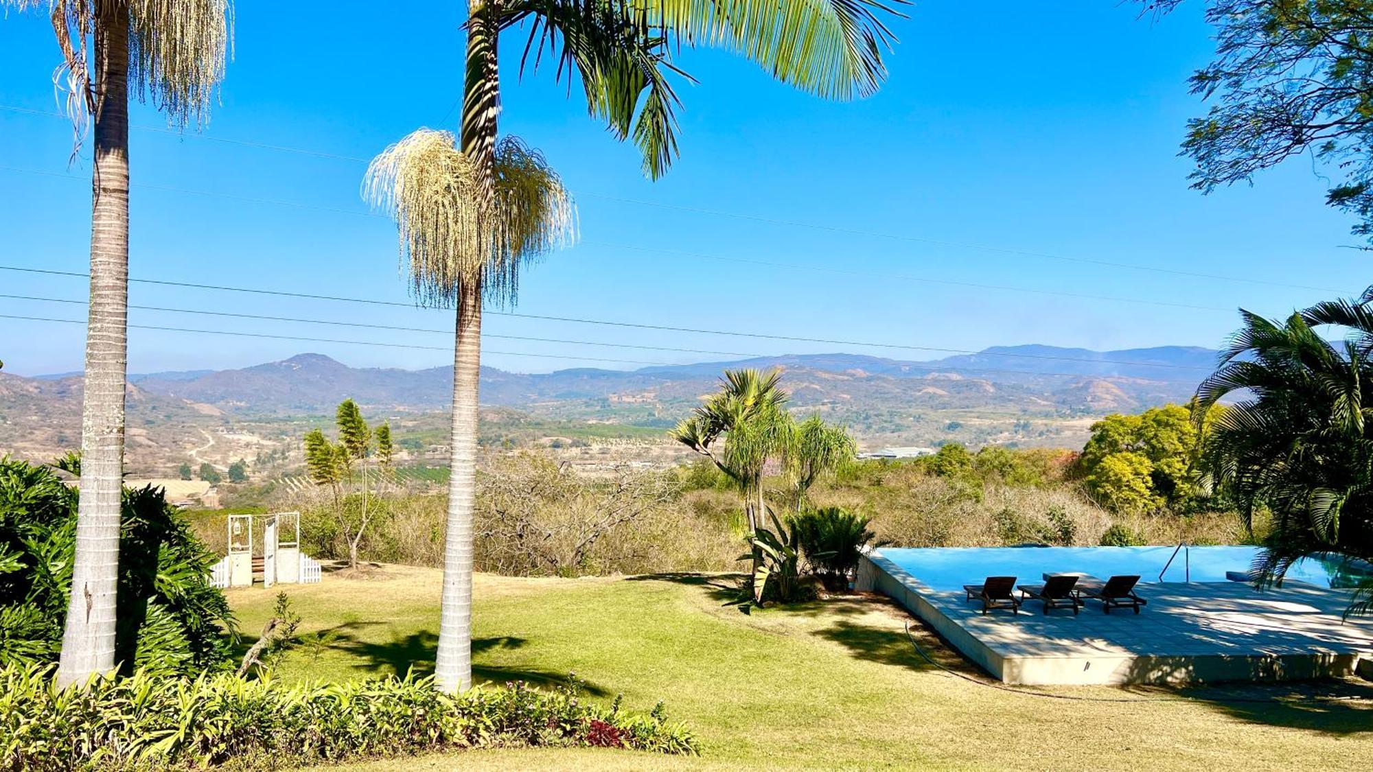 Loerieroep Estate - Mountainview Selfcatering Accommodation Nelspruit Νέλσπρουιτ Εξωτερικό φωτογραφία