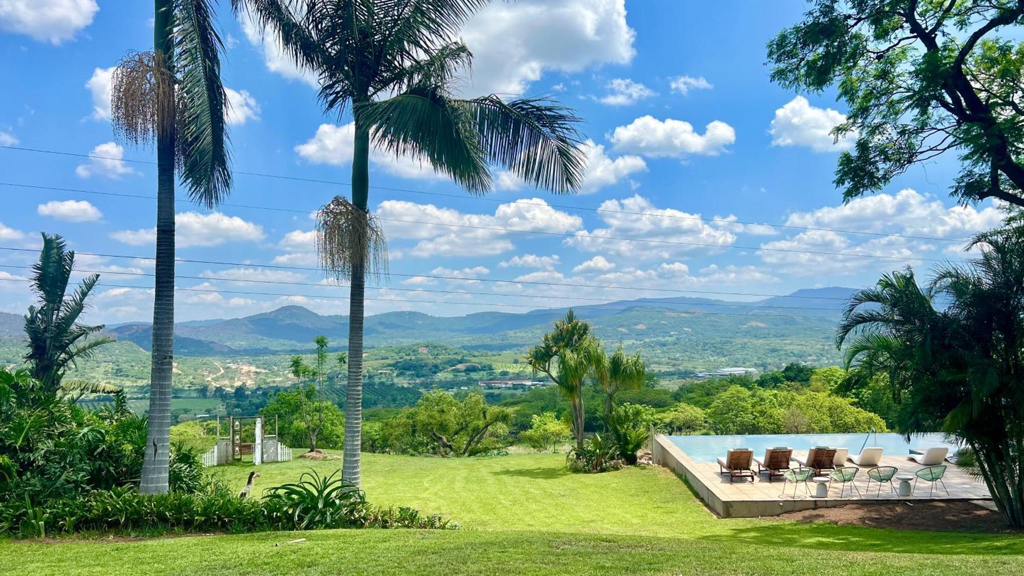 Loerieroep Estate - Mountainview Selfcatering Accommodation Nelspruit Νέλσπρουιτ Εξωτερικό φωτογραφία
