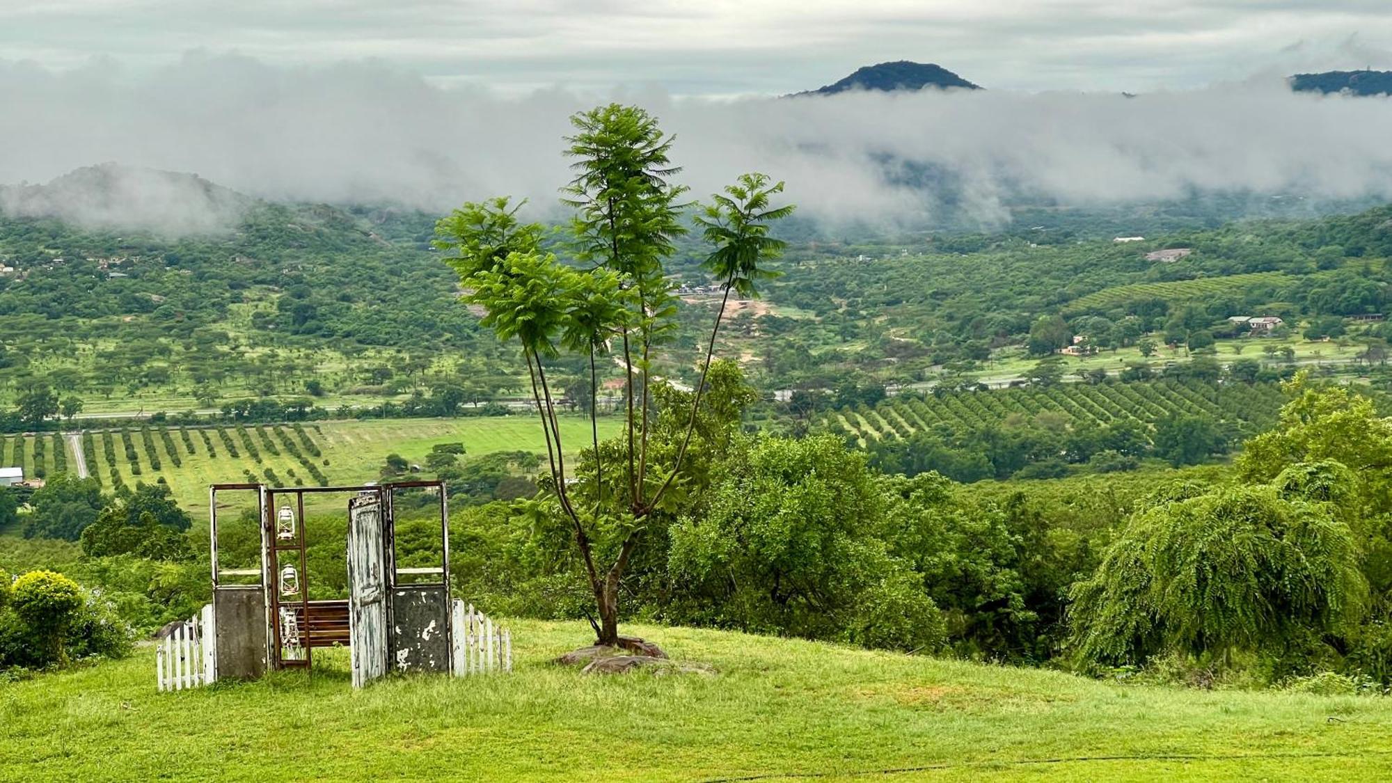 Loerieroep Estate - Mountainview Selfcatering Accommodation Nelspruit Νέλσπρουιτ Εξωτερικό φωτογραφία